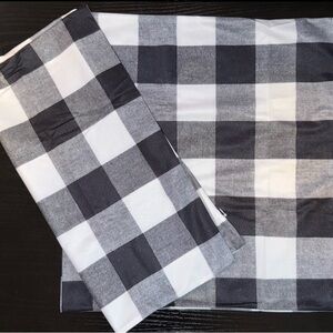 2 Brand New - 17” x 17” pillow cases SQUARE